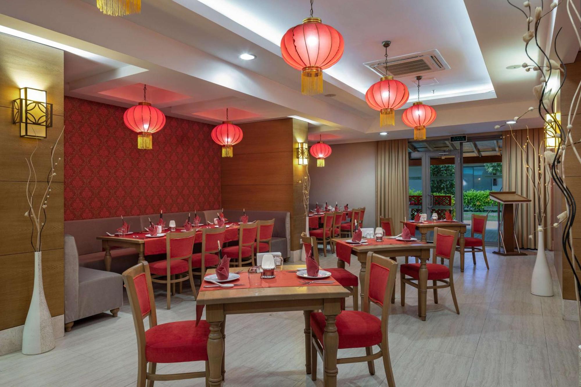 Otel Wyndham Garden Lara 4*
